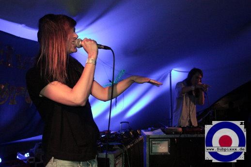 Global Grooves (D) with Loop Motor (D) Labore Festival - Hauptmannsgruen - Zeltbuehne 22. Juli 2016 (9).JPG